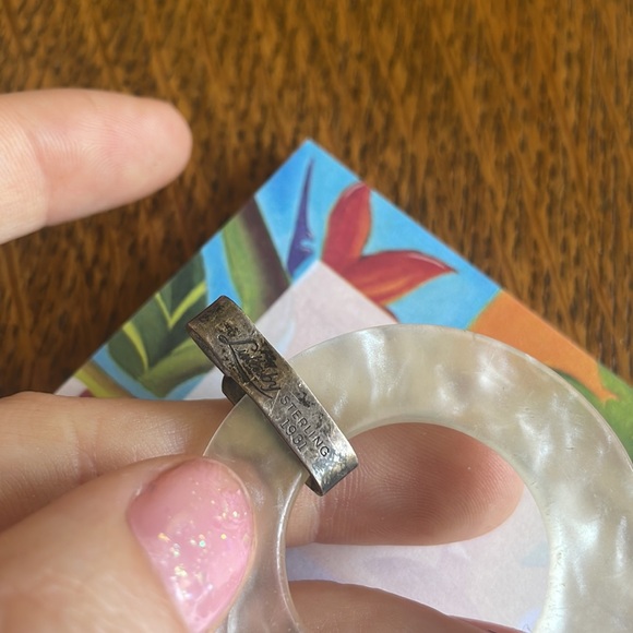 1931 STERLING silver Lullaby Stamped Mother of Pearl Circle Pendant for necklace - Picture 4 of 4